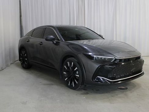 Used 2023 Toyota Crown Platinum AWD/4WD image 27