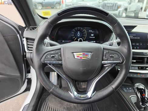 Used 2024 Cadillac CT5 V RWD image 28