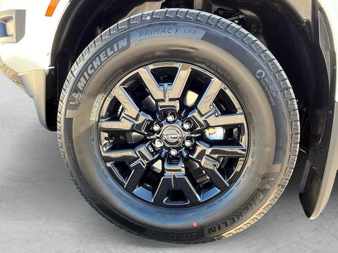New 2026 Nissan Frontier SV image 23