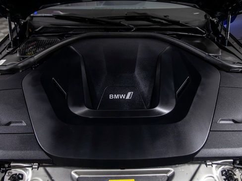 Used 2023 BMW i4 eDrive40 w/ M Sport Package image 44