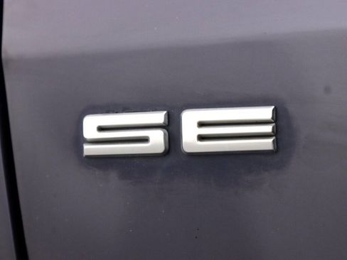 Used 2021 Ford Escape SE FWD image 38