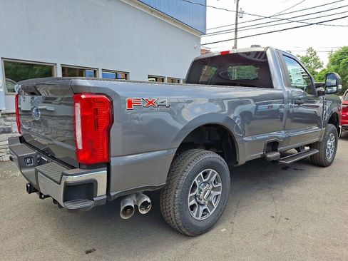 New 2025 Ford F250 XLT w/ FX4 Off-Road Package image 4