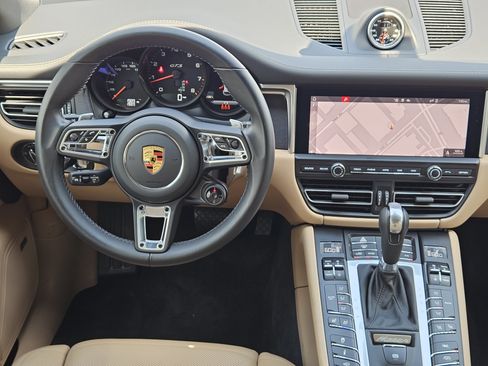 Certified 2021 Porsche Macan GTS AWD/4WD image 25