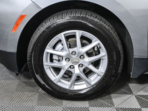 Used 2024 Chevrolet Equinox LT image 36