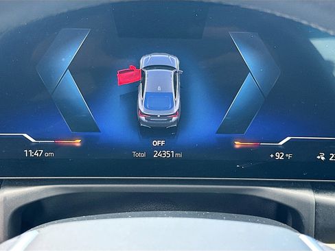 Used 2023 BMW i4 eDrive40 w/ Premium Package RWD image 11