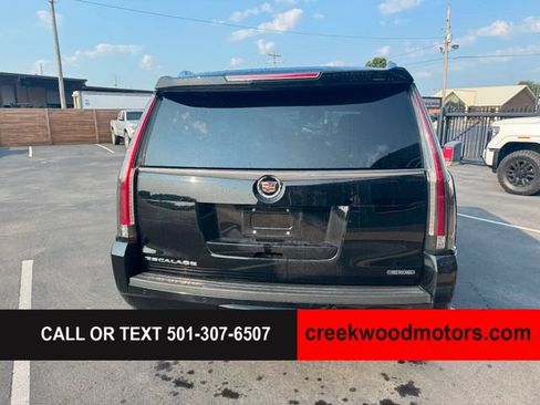 Used 2015 Cadillac Escalade Premium AWD/4WD image 14