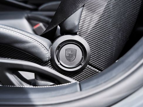 Used 2025 Porsche 911 GT3 RWD image 40