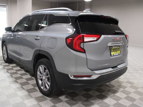 Used 2024 GMC Terrain SLT w/ Tech Package AWD/4WD image 9