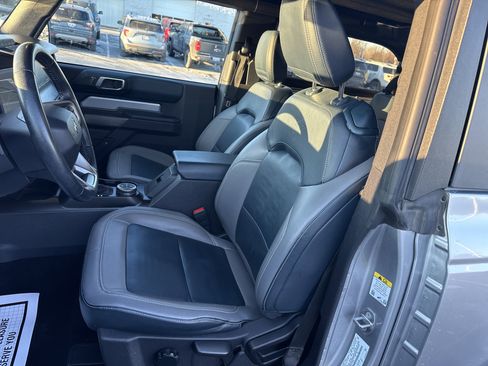 Certified 2022 Ford Bronco Outer Banks w/ Sasquatch Package image 15