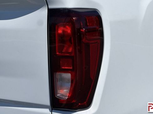 Used 2024 GMC Sierra 3500 SLE w/ SLE Convenience Package AWD/4WD image 31