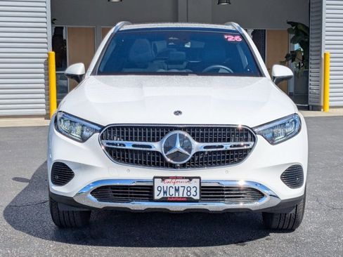 Used 2026 Mercedes-Benz GLC 300 4MATIC image 2
