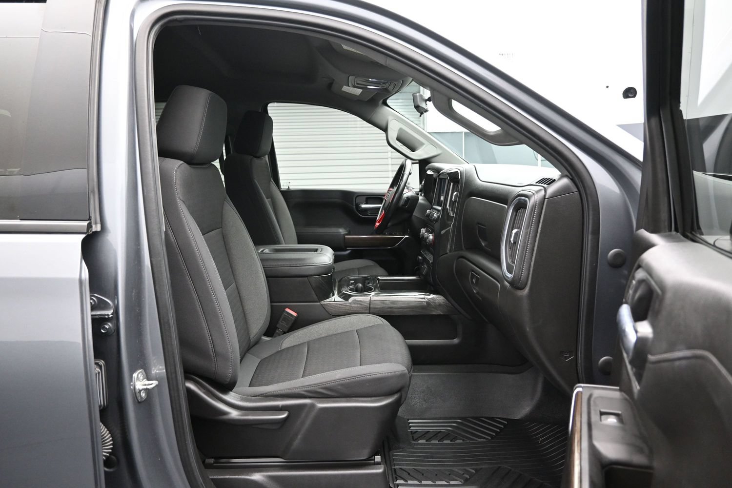 Used 2021 Chevrolet Silverado 1500 LT Trail Boss w/ Bed Protection Package AWD/4WD image 13