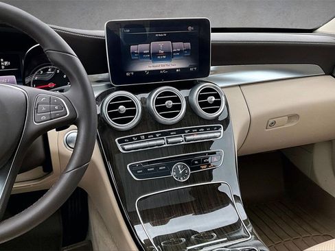 Used 2015 Mercedes-Benz C 300 4MATIC Sedan image 9