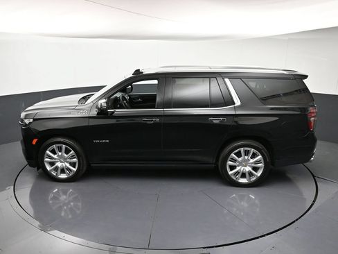 Used 2024 Chevrolet Tahoe High Country AWD/4WD image 17