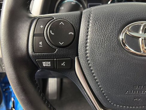 Used 2016 Toyota RAV4 XLE AWD/4WD image 30
