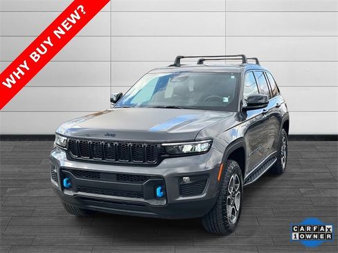 Used 2024 Jeep Grand Cherokee Trailhawk image 7