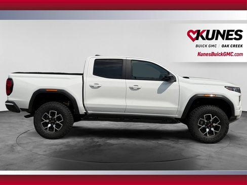 Used 2026 GMC Canyon AT4X w/ LPO, Black Badging Package AWD/4WD image 12