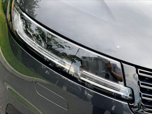 New 2026 Land Rover Range Rover Sport Dynamic SE AWD/4WD image 13