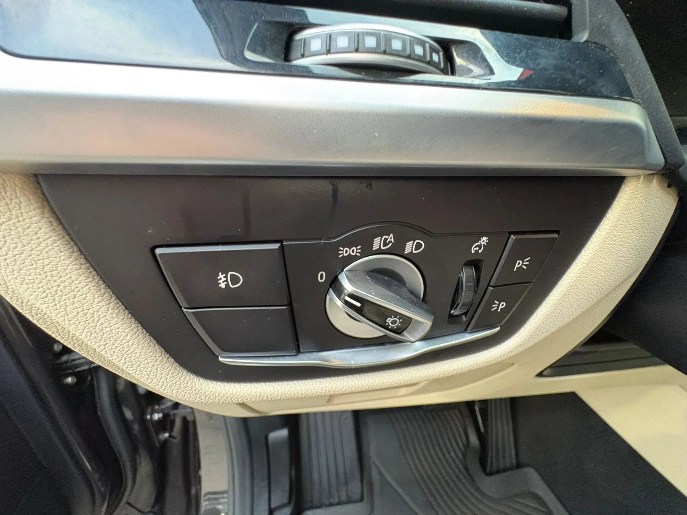 Used 2019 BMW X3 xDrive30i w/ Driving Assistance Package AWD/4WD image 31