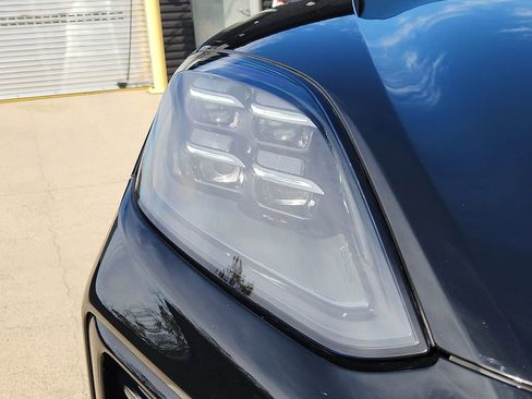 New 2026 Porsche Cayenne Coupe image 8