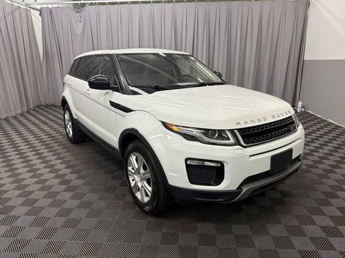 Used 2017 Land Rover Range Rover Evoque SE AWD/4WD image 4