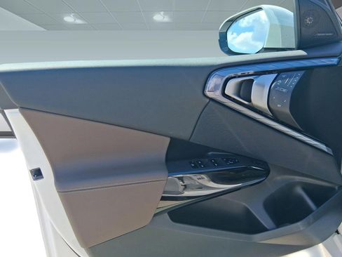 Used 2026 BMW X3 xDrive30 w/ M Sport Package image 12