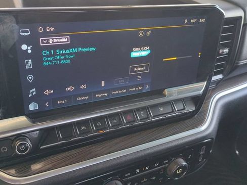 Used 2023 Chevrolet Silverado 1500 LT AWD/4WD image 16