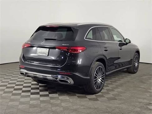Certified 2025 Mercedes-Benz GLC 300 4MATIC image 9