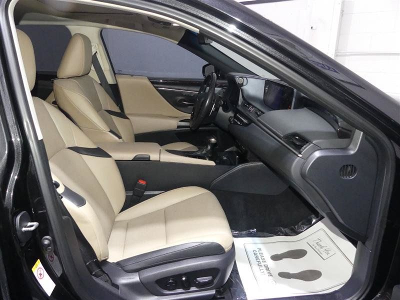 Used 2019 Lexus ES 350 w/ Premium Package FWD image 23