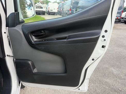 Used 2021 Nissan NV200 SV FWD image 16