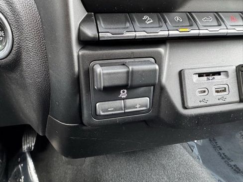 Used 2021 Chevrolet Silverado 1500 LT w/ All Star Edition Plus image 15