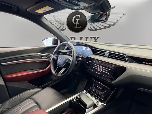 Used 2023 Audi e-tron S Premium Plus w/ Black Optic Package AWD/4WD image 27