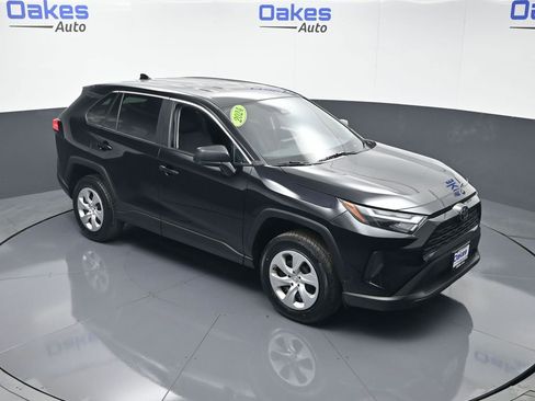 Used 2024 Toyota RAV4 LE AWD/4WD image 46