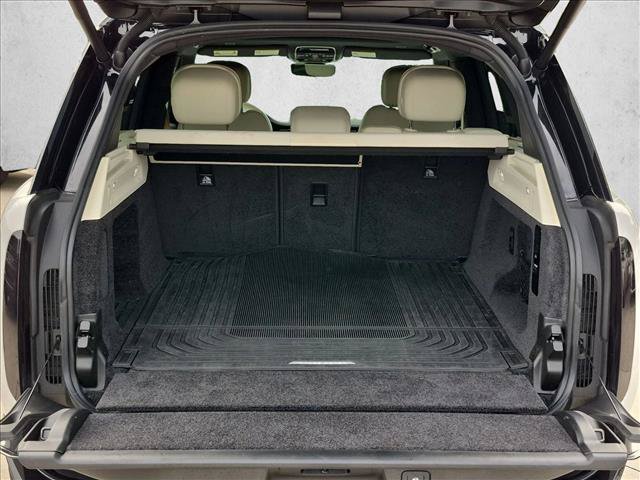 Used 2024 Land Rover Range Rover SE AWD/4WD image 6