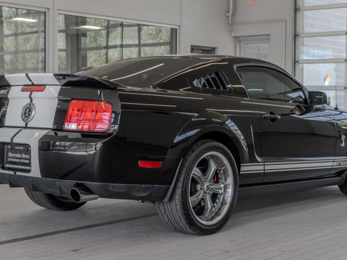 Used 2007 Ford Mustang Shelby GT500 RWD image 28