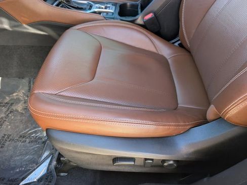 Used 2020 Subaru Forester Touring image 12