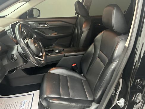 Used 2021 Nissan Rogue SV w/ Premium Package AWD/4WD image 12
