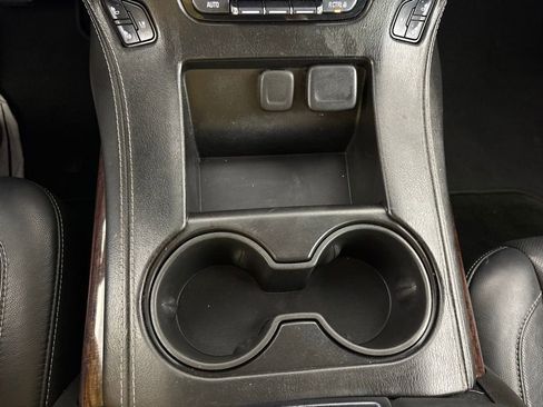 Used 2017 GMC Yukon SLT RWD image 34