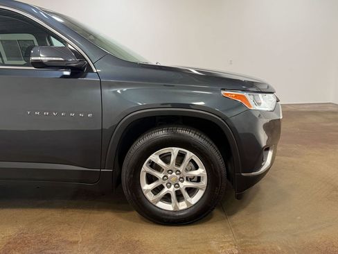 Used 2019 Chevrolet Traverse LT image 31