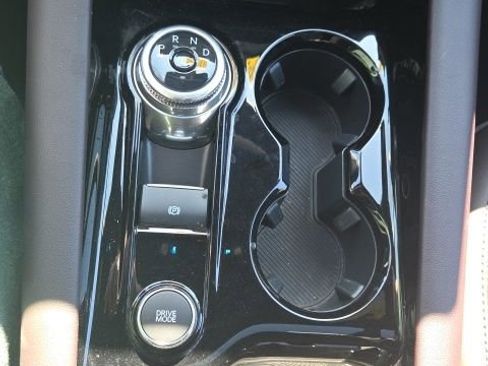 Used 2025 Ford Explorer Platinum w/ LUX Leather Package image 39