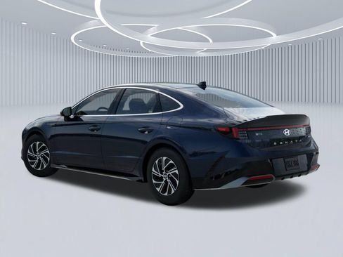 New 2026 Hyundai Sonata Blue FWD image 5