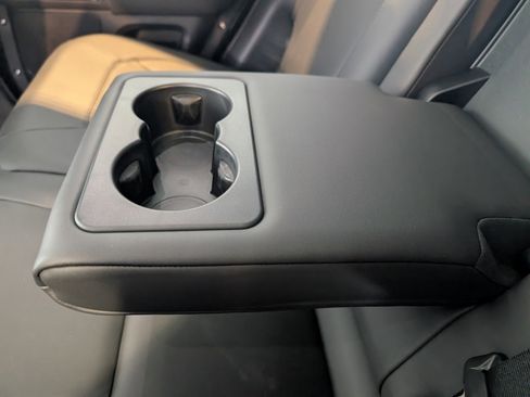 New 2025 Land Rover Defender 110 S image 26