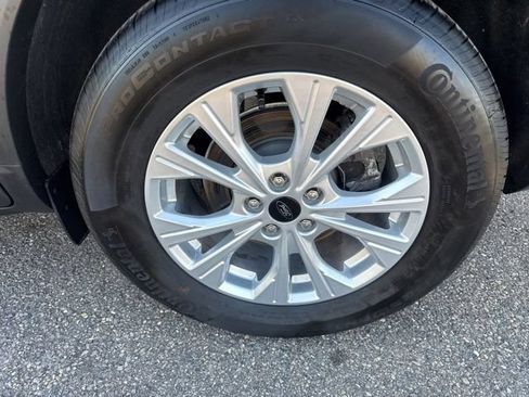 Certified 2024 Ford Escape Active AWD/4WD image 11