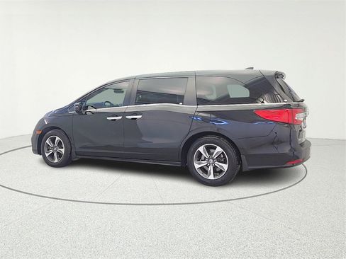 Used 2018 Honda Odyssey Touring image 5