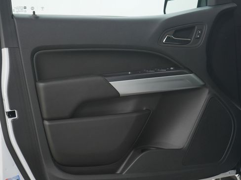 Used 2022 Chevrolet Colorado LT image 21