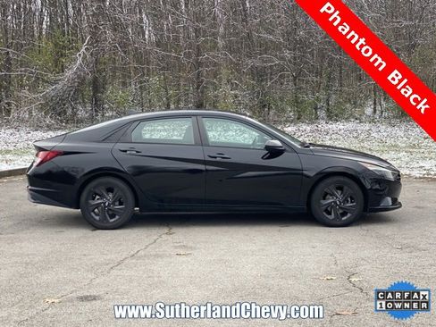 Used 2021 Hyundai Elantra SEL image 8