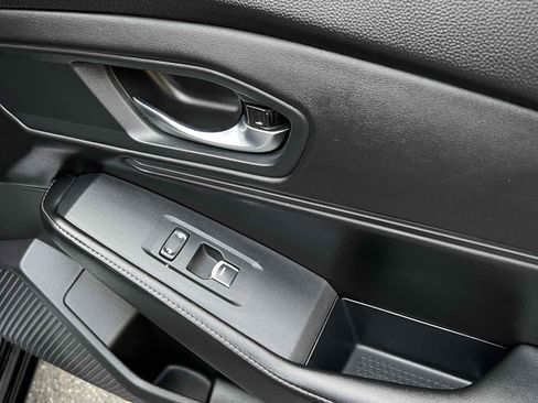 Used 2023 Honda Accord Sport image 75