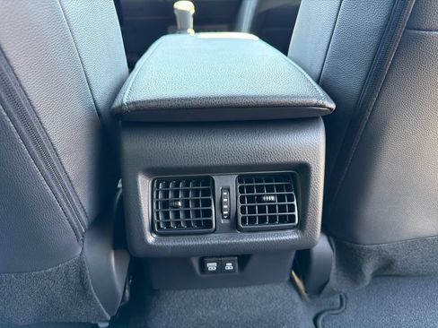 New 2026 Toyota Camry Hybrid FWD image 27