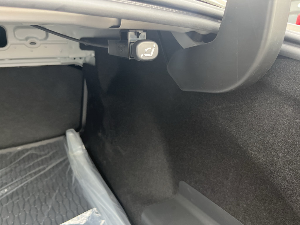 New 2026 MAZDA MAZDA3 2.5 S Sedan w/ Preferred Pkg FWD image 39
