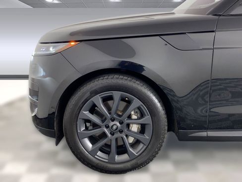 Used 2023 Land Rover Range Rover Sport SE image 10